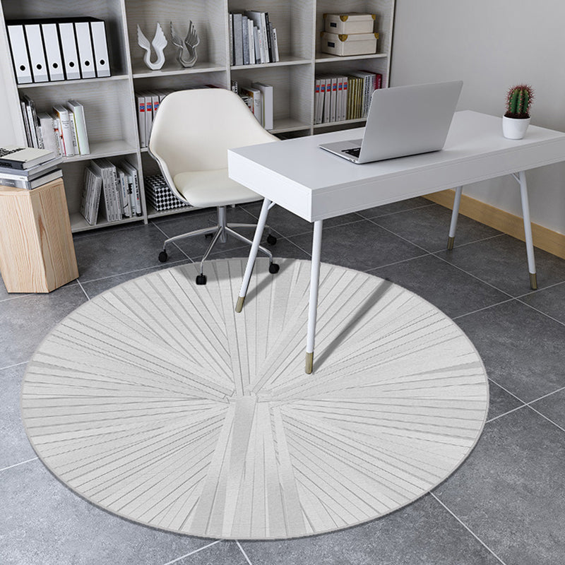 Living Room Rug Modern Radial Pattern Rug Polyester Machine Washable Non-Slip Backing Area Rug