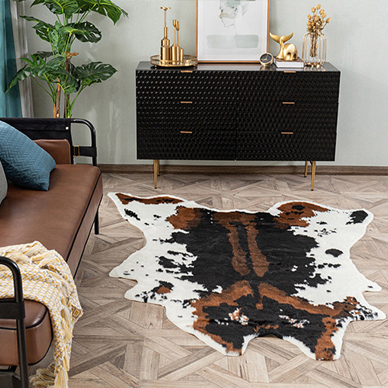 Stylish Cow Skin Pattern Rug Black Nordic Rug Polyester Washable Non-Slip Pet Friendly Carpet for Living Room