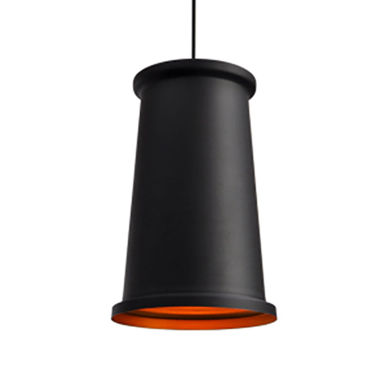 Lucina colgante cónica en negro/negro Costeo de techo de metal moderno para comedor para comedor