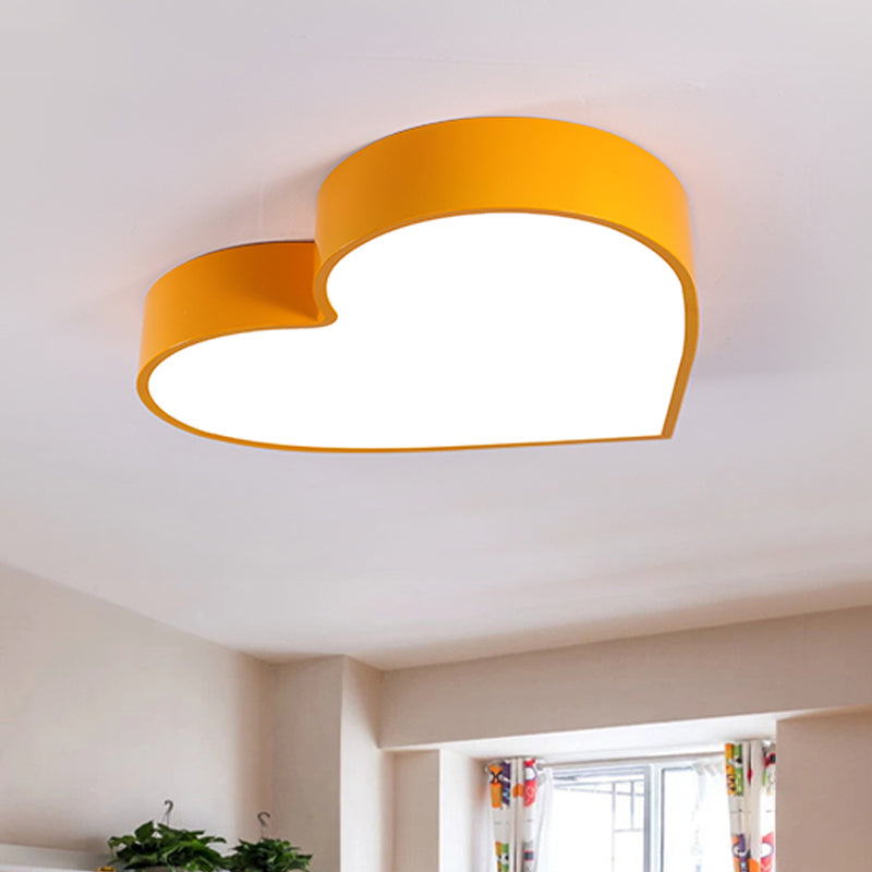 Plafonnier LED en forme de cœur aimant en acrylique, luminaire de plafond minimaliste en rouge/rose/bleu pour salon