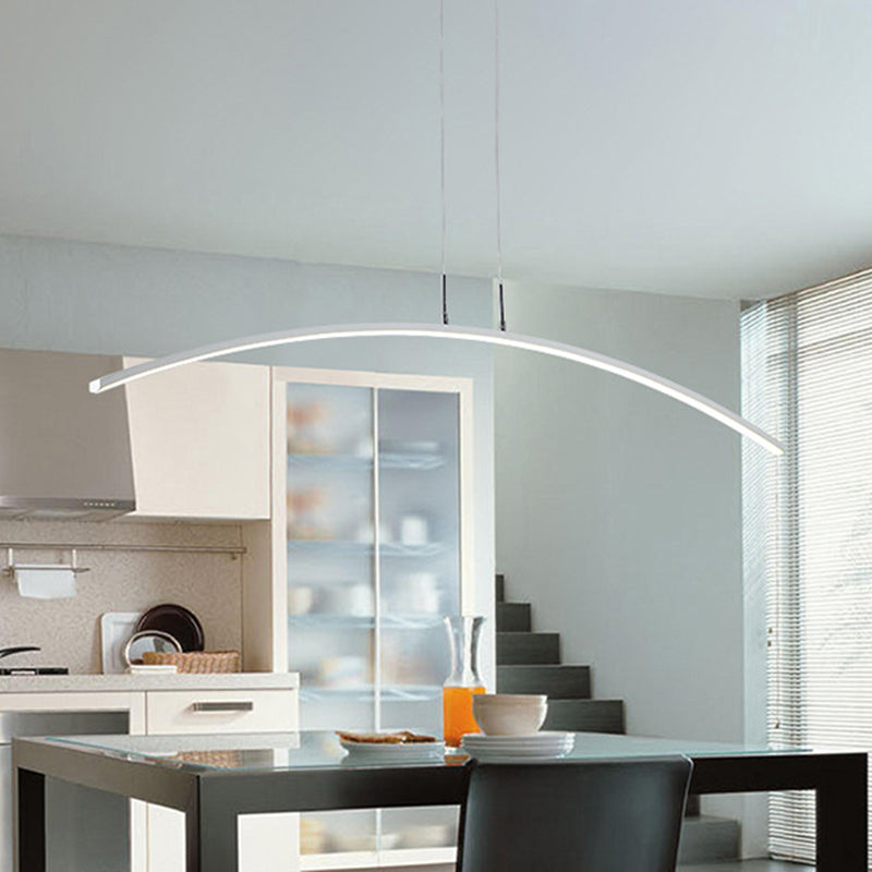 Lampada dell'isola Arch Black/Nero Simplicity Iron Iron Accoglienza a sospensione LED Apparecchiatura in luce calda/bianca sul tavolo da pranzo