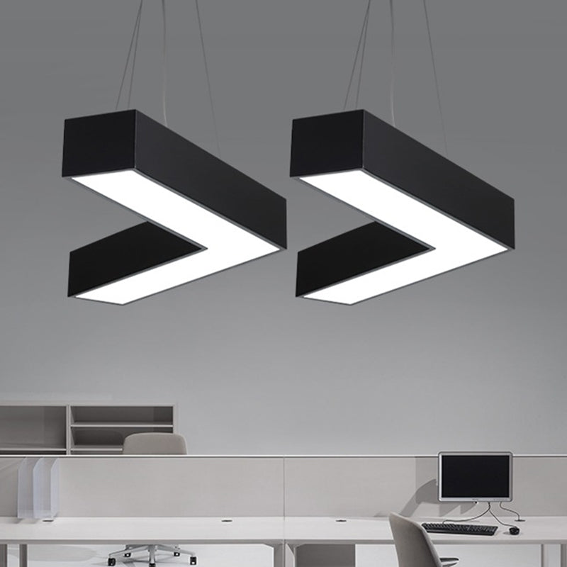 V-förmige kommerzielle Anhänger Beleuchtung Minimalismus Metall Schwarz/Weiß LED Hanging Lampe, 23,5 "/35,5"/47 "breit