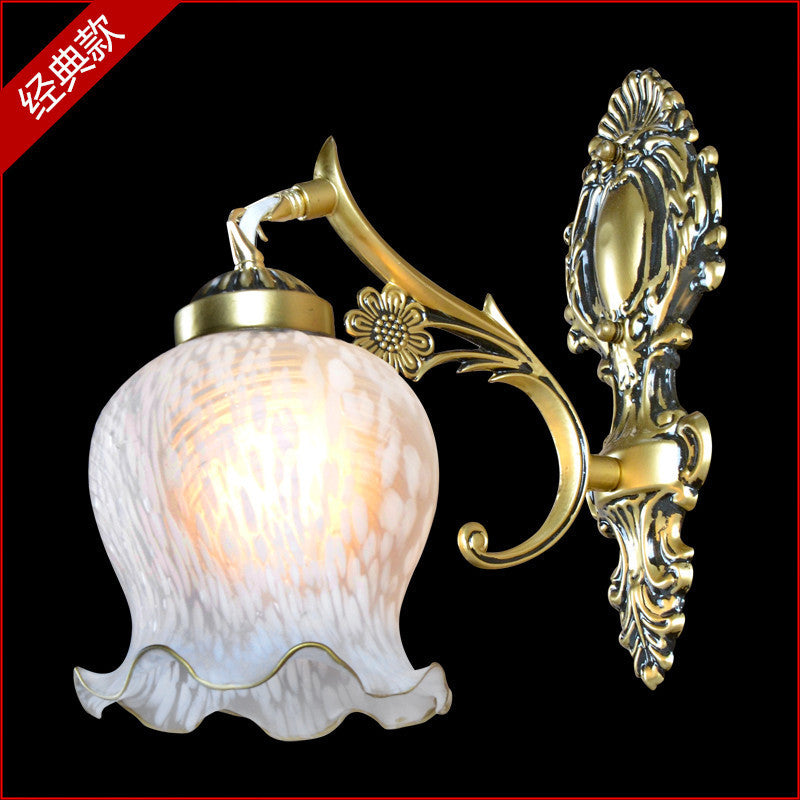 Weiße Glasgold Wandhalterung Lampe gedruckte Blume einzelner Kopf Land
