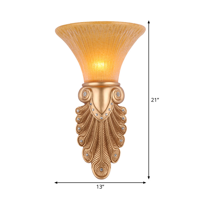 Umgekehrtes Glockenschlafzimmer Wandleuchte Lagelhaus Opal Fleuchtetglas 1-Köpfen goldene Wandleuchte mit Pfauenfeder, 10 "/13" breit