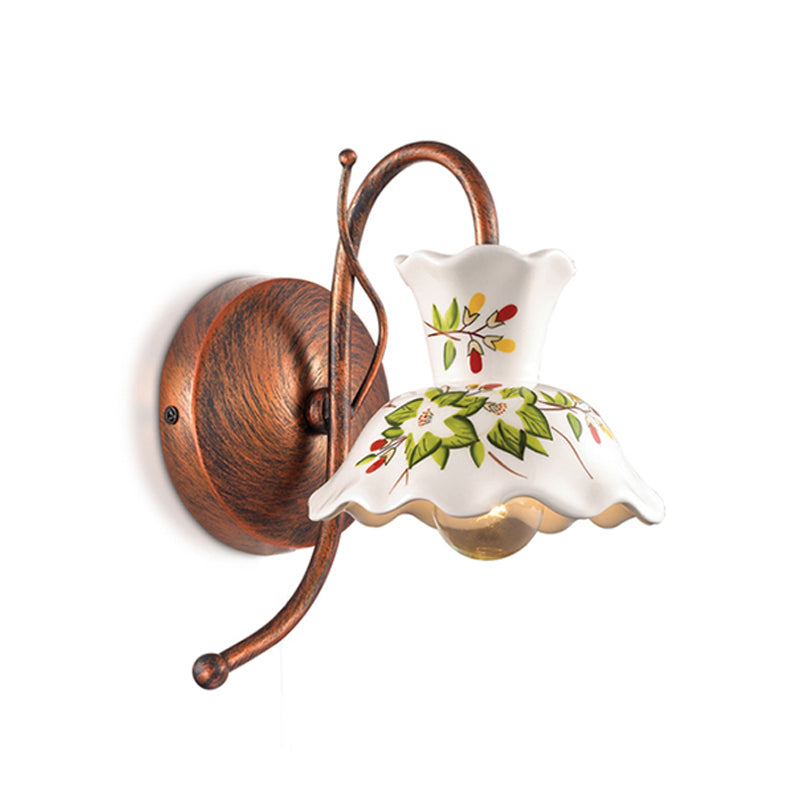 Farmhouse Smashhouse Smashoped Sconce 1 Bulb Flower Flowned Ceramic Wall Lamp a parete in bianco con braccio di guancia di rame meteorologico, sinistra/destra