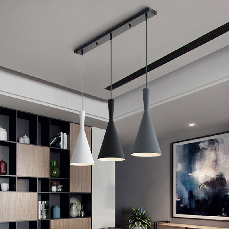 Entonnoir en cluster Light Light Nordic Aluminium 3 têtes d'éclairage de suspension blanc-gris-blanc avec canopée ronde / linéaire