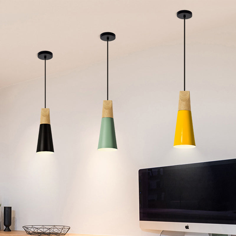 Aluminium Mini Cone Suspension Lampe Macaron Single-bulb Pendre suspendu en noir / rose / vert et bois