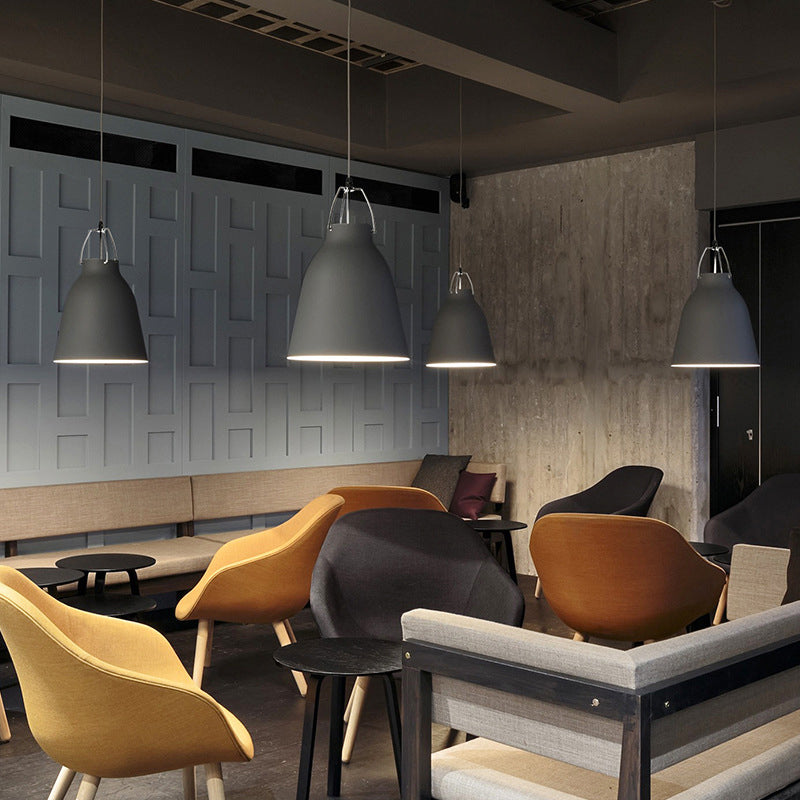 Ristorante 1-bulba Restauga Hang Light Macaron Black/Rosa/Blu Light con tonalità in alluminio a campana