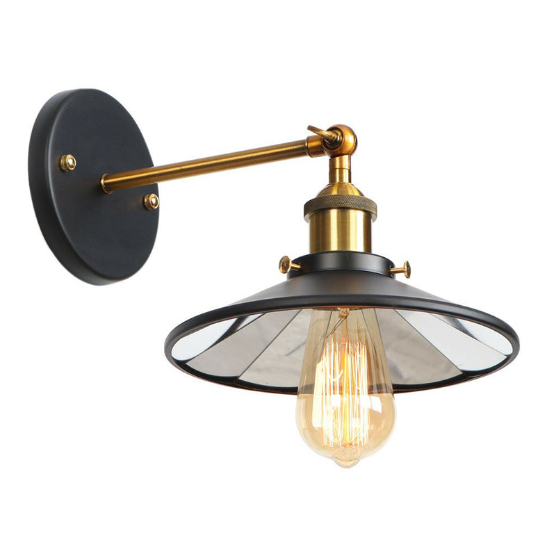 Monte a parete a parete a 1 luci Light Industrial Metal Horn/Saucer/Open Bulb Design Lampada a parete rotabile in nero con braccio lineare in ottone