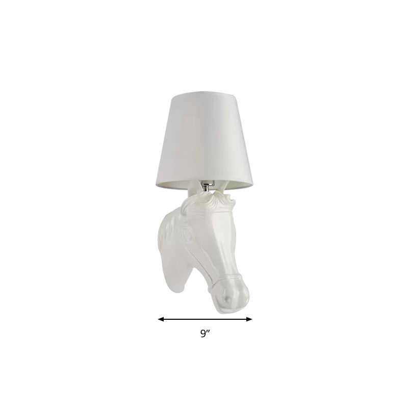 1 tête de cheval Horse Light avec une teinte de seau lampe murale en résine rustique en blanc pour le chevet