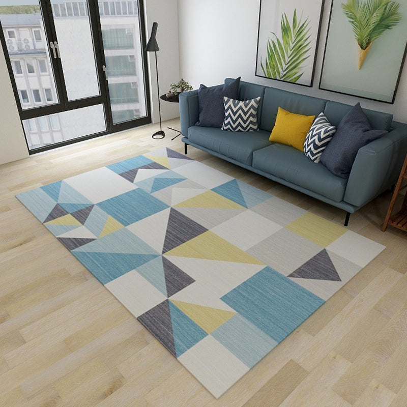 Bezaubernder geometrischer Teppich im Tangram-Design, mehrfarbiger, kräftiger Teppich, synthetischer, pflegeleichter Teppich für die Inneneinrichtung