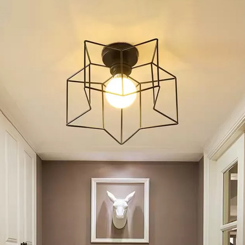 Metallic Star Frame Flush Mount Lamp Modernist 1 Light Close to Ceiling Light in Black/Gold