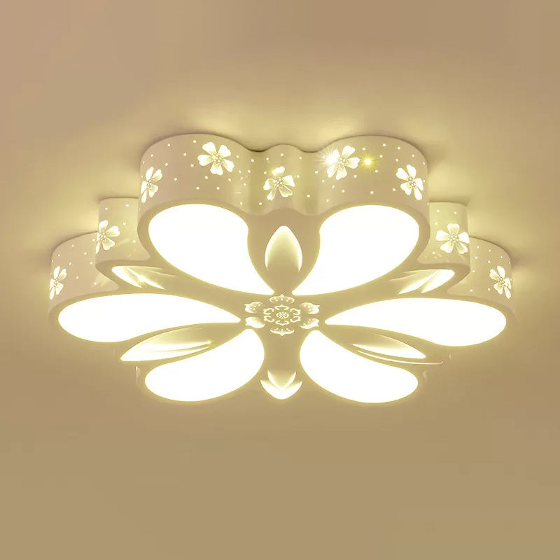 Cut-out Flower Flush Mount Ceiling Light Contemporary Acrylic White LED Flushmount Lighting in Warm/White/3 Color Light