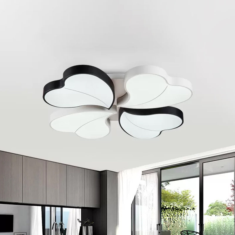 20.5"/24.5" Wide Clover Ceiling Light Nordic Acrylic Living Room LED Flush Mounted Light in Black and White