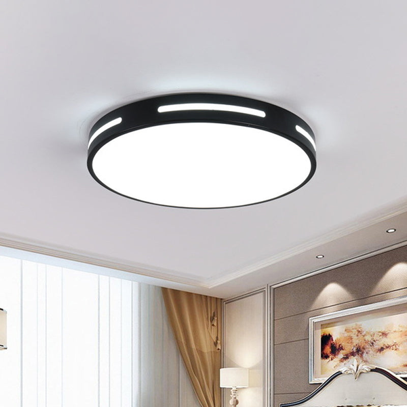 Round Ultra-Thin Bedroom Ceiling Lamp Acrylic Minimalist LED Flush Mount Lighting in Black/White, 9"/16"/19.5" Dia