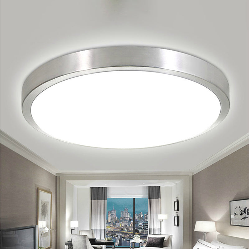 Luz de techo empotrada redonda plateada, lámpara LED empotrada de acrílico Simple de 14 "/16" de ancho en luz cálida/blanca para sala de estar