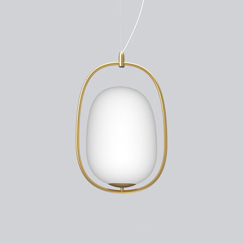 Postmodern enkel plafond hang licht gouden coconvormige hanglamp met frame en witte glazen schaduw, warm/wit/3 kleurlicht