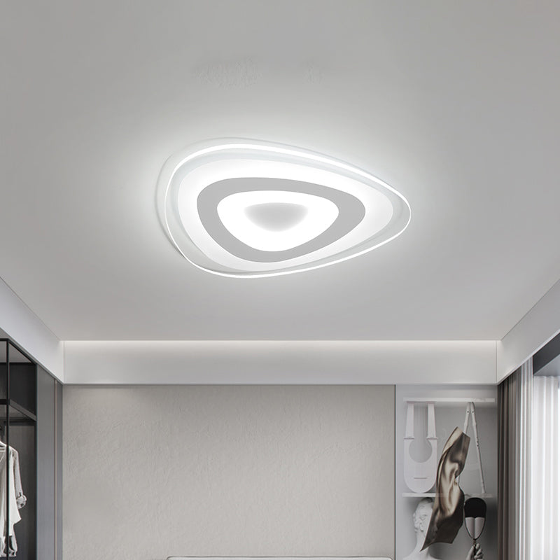 Simplicity Triangle Flush Mount Light Acrylic Bedroom Ultrathin LED Ceiling Lamp in Warm/White Light, 16.5"/24.5"/31" Width