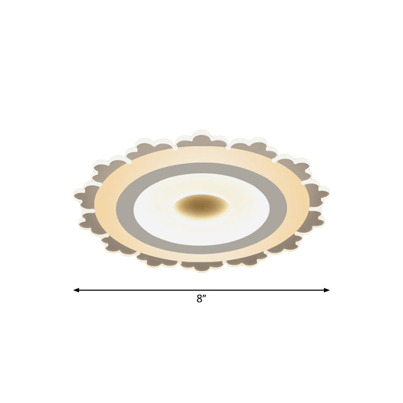 Flower Ultrathin LED Flushmount Minimalist Acrylic Bedroom Flush Mount Ceiling Light in White, 8"/16.5"/31" Width