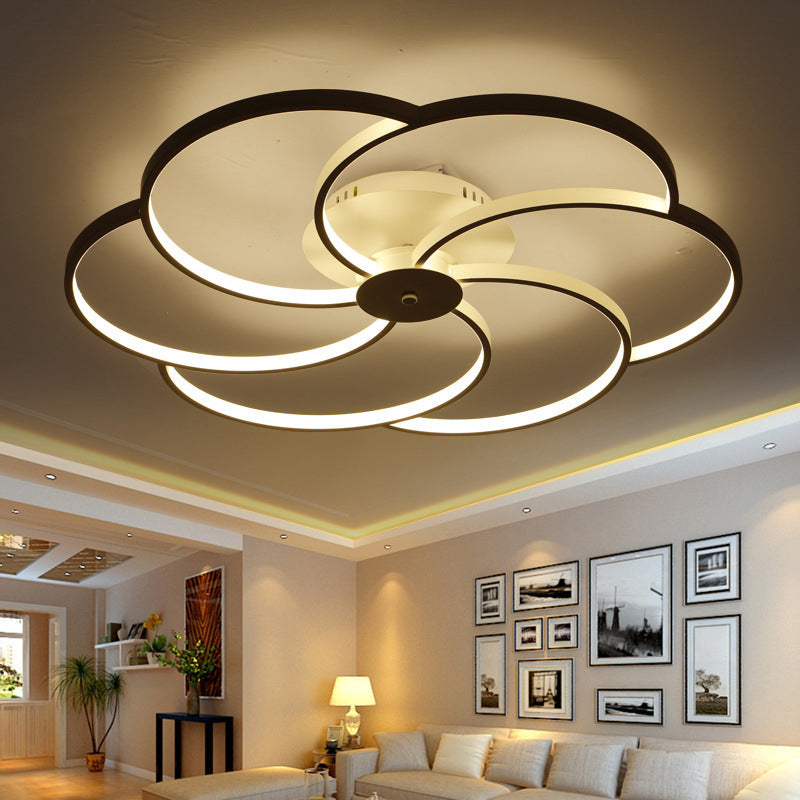 Simple Floweret Shaped Flushmount Light Metal 18"/21.5"/32" W LED Bedroom Close to Ceiling Light Fixture in Warm/White Light