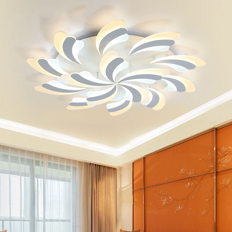 Lámpara de techo de ala moderna y elegante, lámpara acrílica de montaje semiempotrado para dormitorio de 9/12/15 luces en luz blanca/cálida