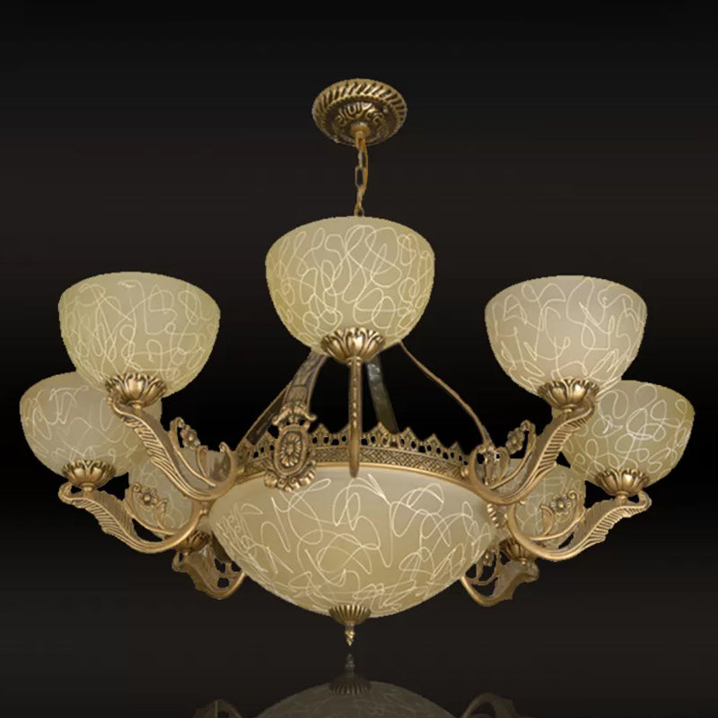 Finition en laiton de 11 têtes de lustre à la tête de suspension de plafond de bol en verre givré traditionnel