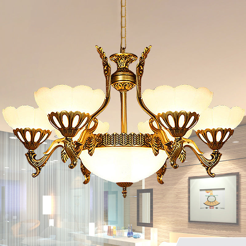 Geschulpte woonkamer plafond hanger Traditioneel wit glas 9-head koper afwerking kroonluchter