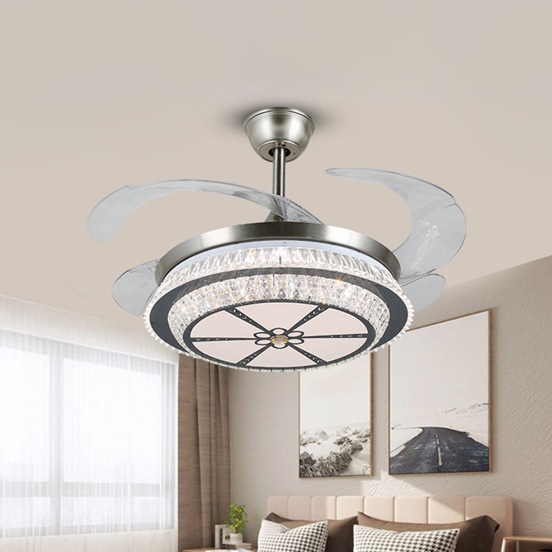19 "breit gestufte Kristall Halbflush Mount Leichte LED Silber Hanging Lüfterlampe mit 4 Klingen