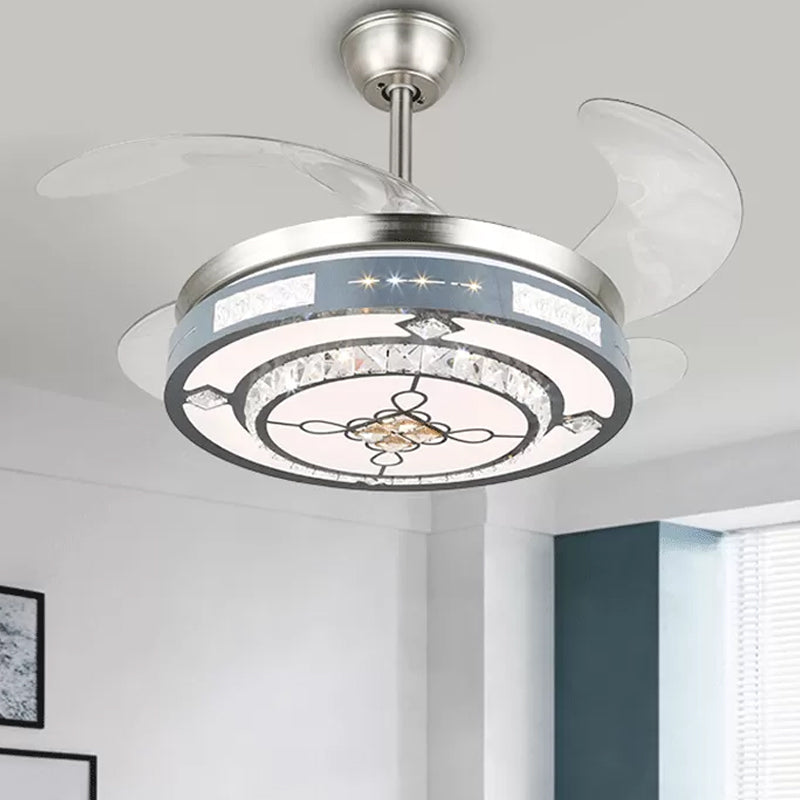 Runde Hanging Lüfterlampenlampe Moderne Kristall 19 "breites LED Silber Semi Flush Mount Light, 4 Klingen