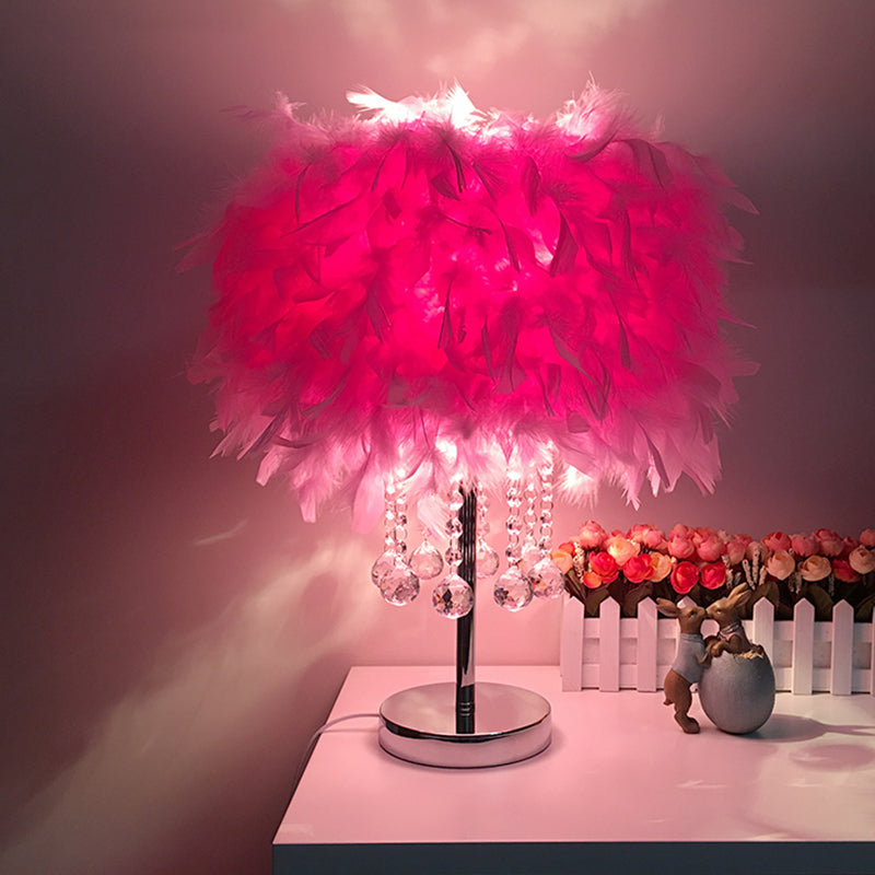 Feather Round Night Stand Lamp Light Contemporary 1-Bulb Red/Rosa/Purple Table Light con goccia di cristallo e base bianca/cromata