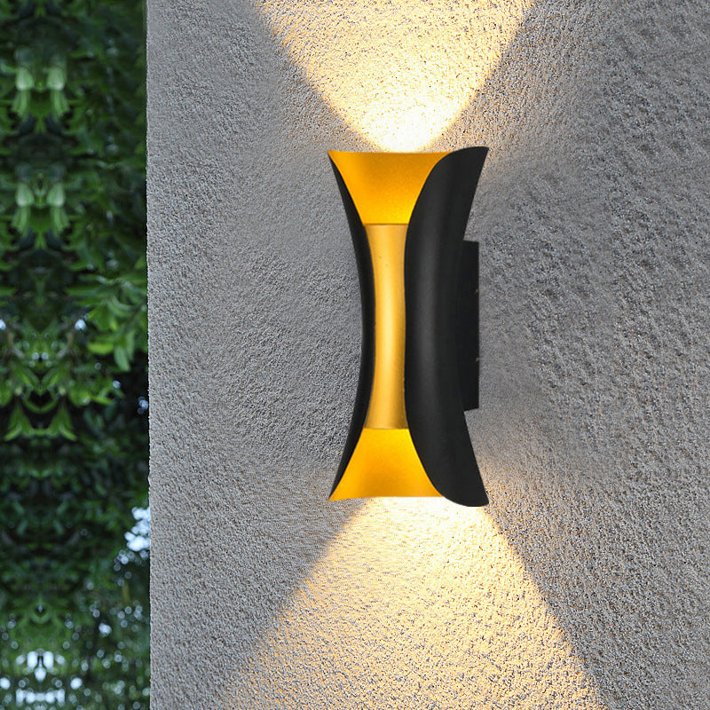 Kleine/große ausgestellte LED-Wandleuchten moderne Metall 2 Glühbirnen Schwarz/Weiß/Weißgold nach unten Licht für Terrasse
