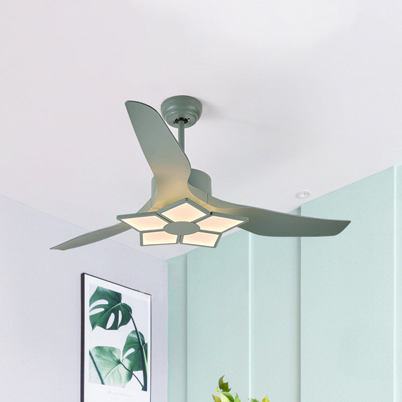 50 "breite acrylgeometrische halbflütige leichte modernistische LED -Lüfterlampe, 5 Klingen