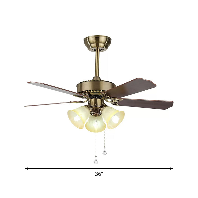 42 "largeur 3-Light Bell Semi Flush Mount Farmhouse Finition Gold Verre givré 3 lames Plafonde Fan Fan Laut avec chaîne de traction