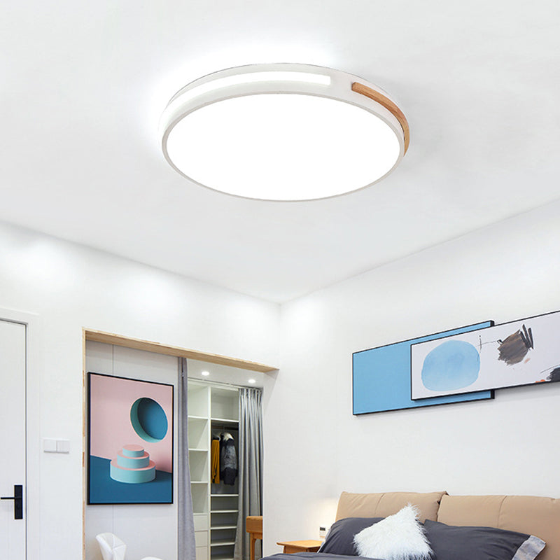 Acrylic Round Flush Mount Lamp Modernist LED Close to Ceiling Lighting for Bedroom