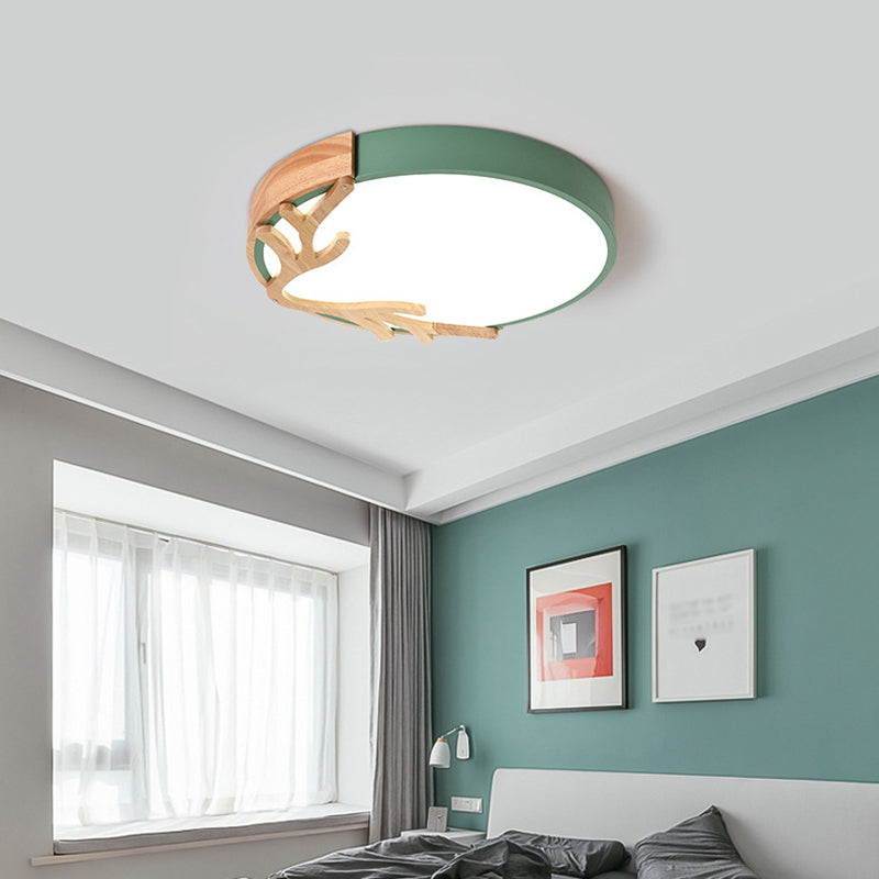 Circle Flush Light Fixture Simplicity LED-Acryl-Deckenleuchte mit Holzgeweih-Dekor für Schlafzimmer