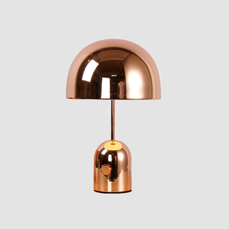 Lampada da pranzo a 1 tavolo da pranzo Simple Copper Table Light with Dome Metal Shade
