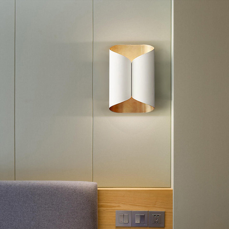 Twist Wall Mount Light Fixture Minimalist 2 Bulbs Metallic Wall Lamp Sconce for Porch