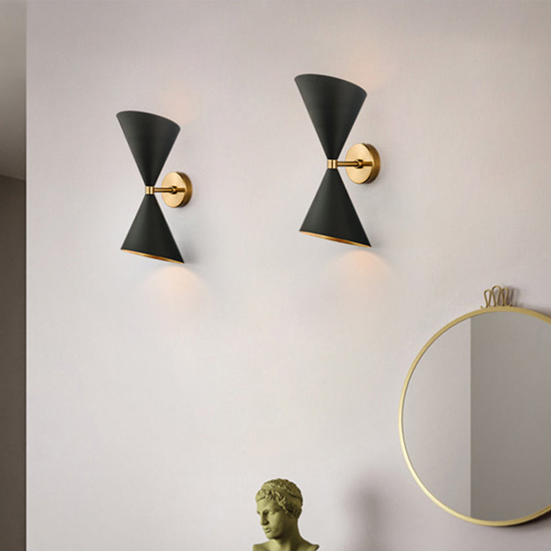 Lámpara de montaje de pared de reloj de arena de metal moderno 2 bulbos de pared negra accesorio de iluminación de pared