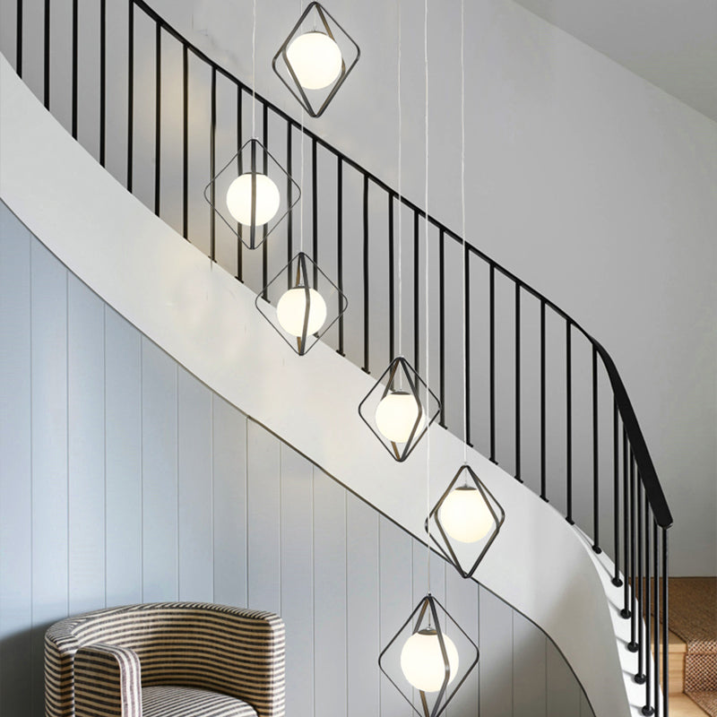 Eenvoudige multi -light hanger Global Metallic Pendulum Lamp met opaalglasschaduw voor woonkamer