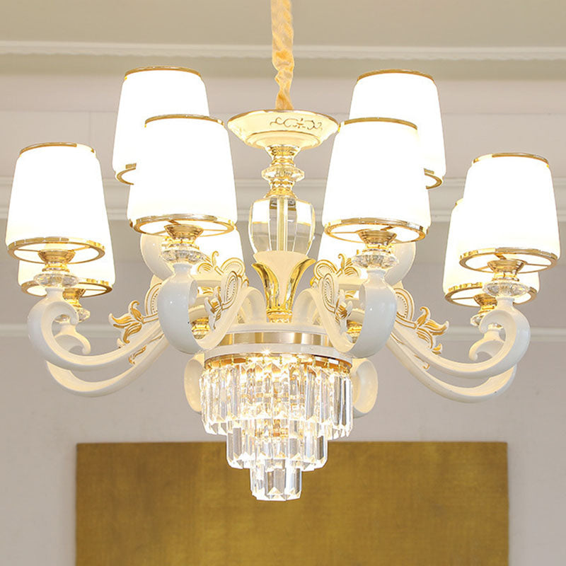 Luz de colgante colgante cónico de oro simplicidad de vidrio opalino iluminación con brazo curvo