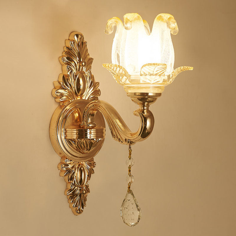 Swooping Arm Wall Sconce Modernist Living Room Wall Mount Light Fixture with Glass Shade in Gold