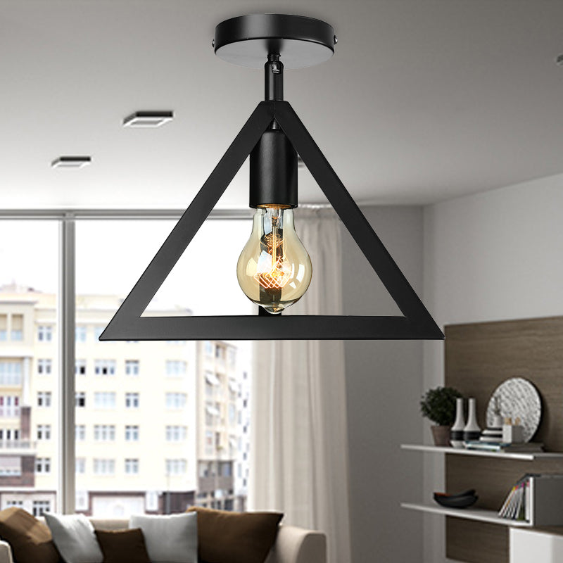 Lámpara de techo semi empotrada de jaula de alambre industrial retro con pantalla triangular Lámpara de techo de metal de 1 cabezal en negro/gris/blanco