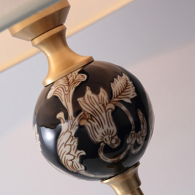 Sphère Table en céramique à motifs légers Light Contemporain Single-Bulb Bronze Lampe de nuit avec de l'ombre en tissu conique