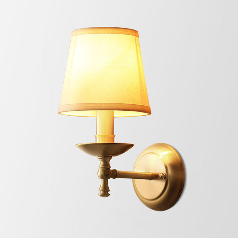 Minimalisme kegelvormige wandkandelaar