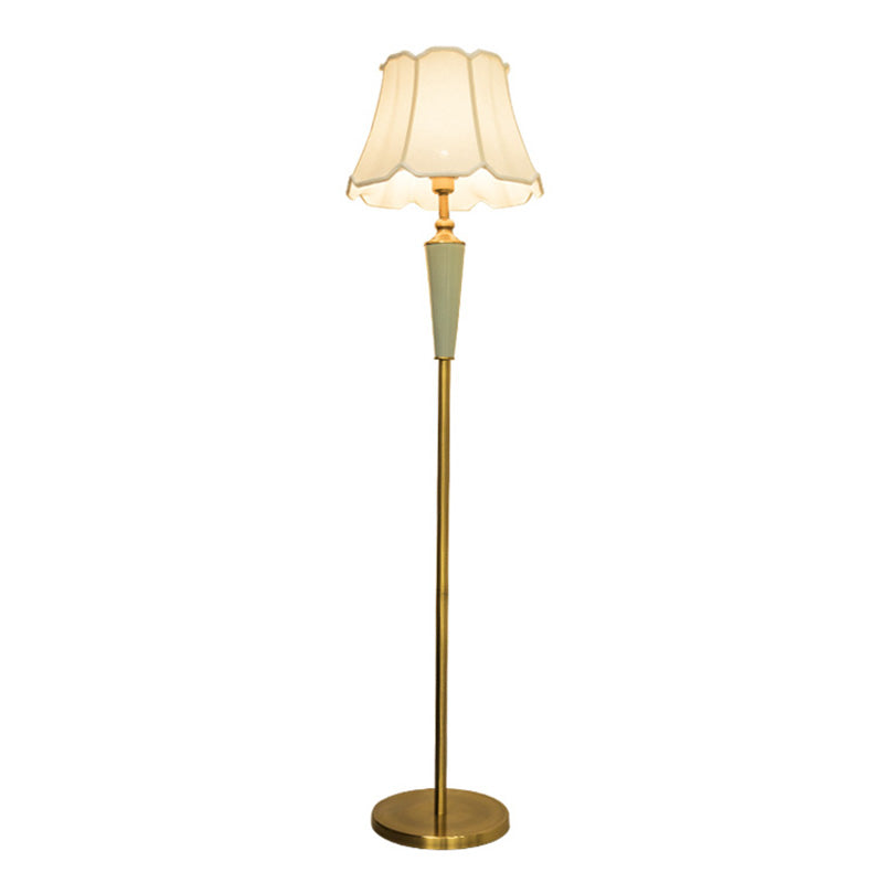 1 Head Stand Up Lamp Classic Tapered Shade Fabric Floor Lighting in Gold for Living Room