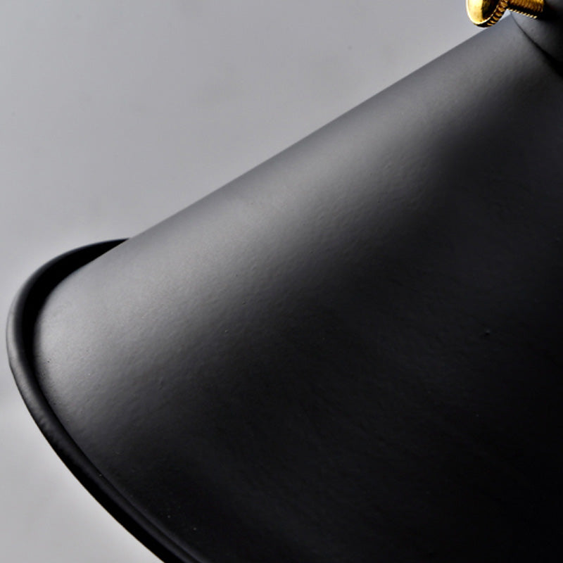 Sala de estudio cónico Diconce de pared Metálico 1 Bulbo Lámpara de pared negra/de latón con brazo oscilante