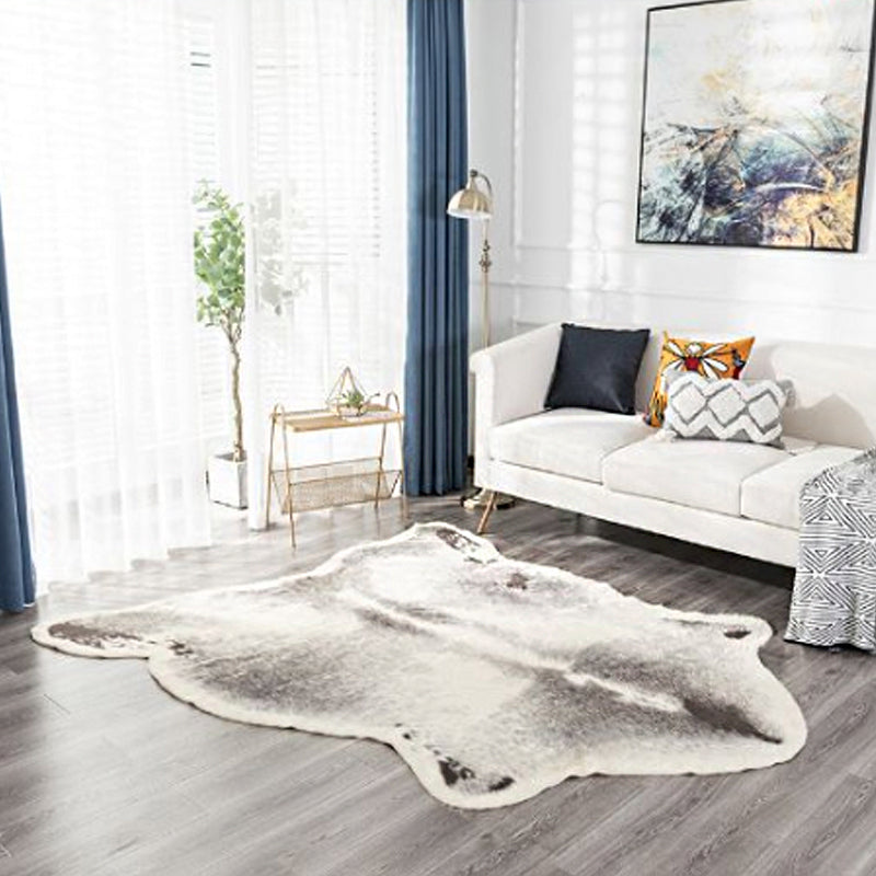 White and Grey Minimalist Rug Synthetics Faux Badger Skin Carpet Washable Pet Friendly Non-Slip Backing Rug for Living Room