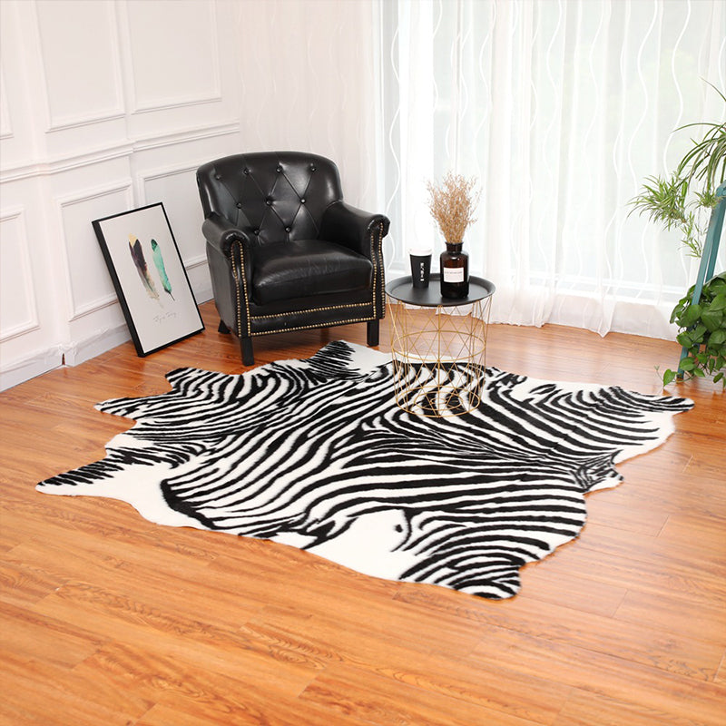 Nice Zebra Skin Print Rug Black-White Modern Carpet Synthetics Stain Resistant Non-Slip Backing Washable Rug for Home