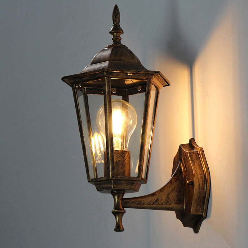 Clear Glass Tapered Wall Light Fixture Vintage Single-Bulb Courtyard Wall Sconce Lamp