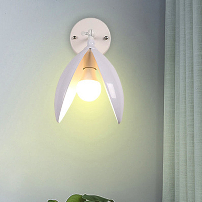Blooming Bud Wall Light Modern Metal 1 Light Black/White Wall Mounted Light for Living Room
